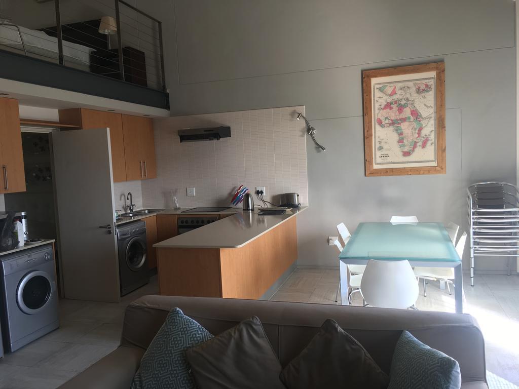 St Johns Plazza Apartment เคปทาวน์ ภายนอก รูปภาพ